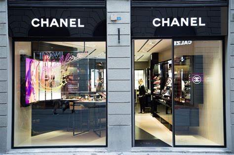 boutique firenze chanel|Chanel firenze locations.